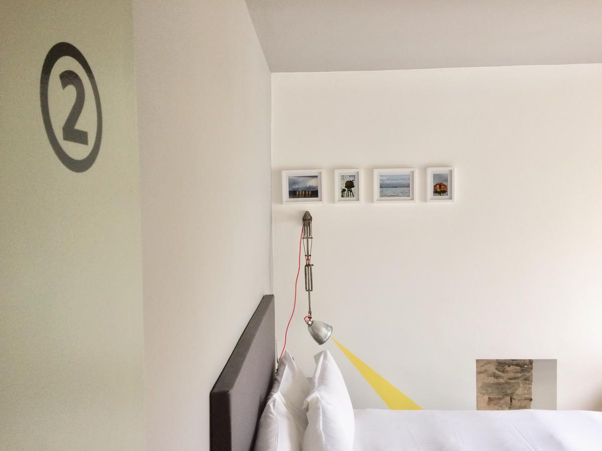 New Quay The Blue Door Bed & Breakfast エクステリア 写真